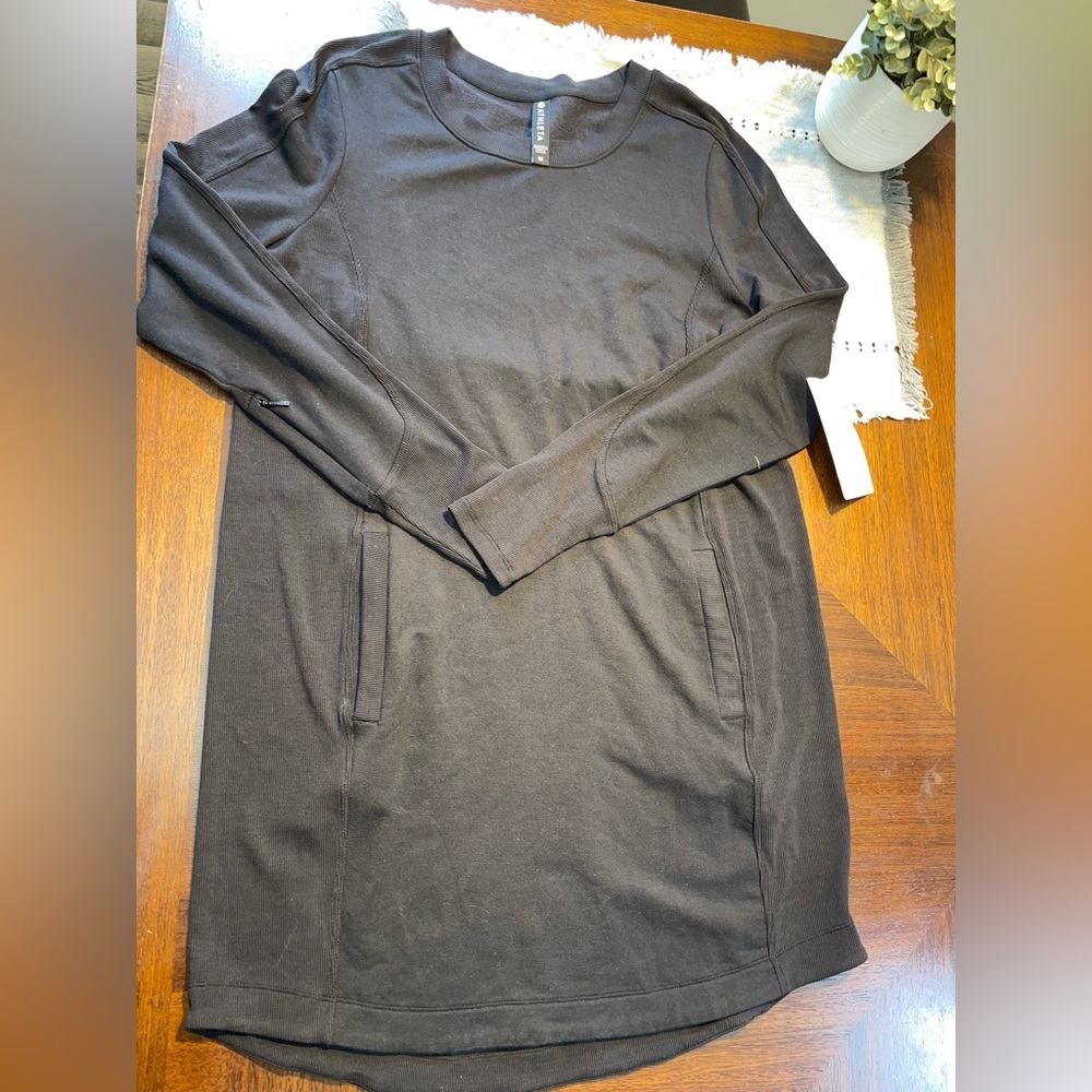 Athleta Women’s Medium Black Long Sleeve Dress NEW Athleisure Casual Pockets